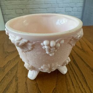 Pink milk glass, vintage